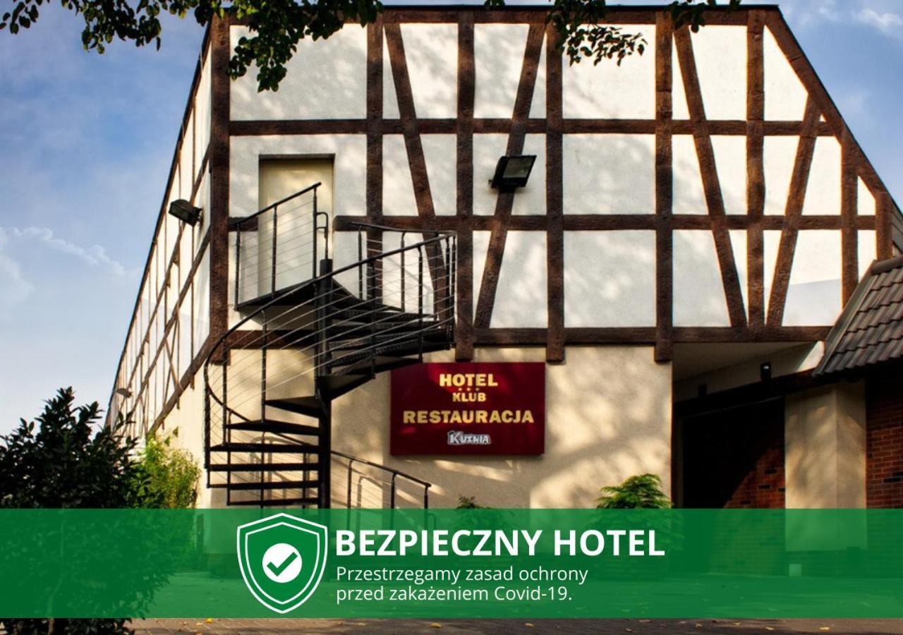 Hotel Kuznia Быдгощ Экстерьер фото